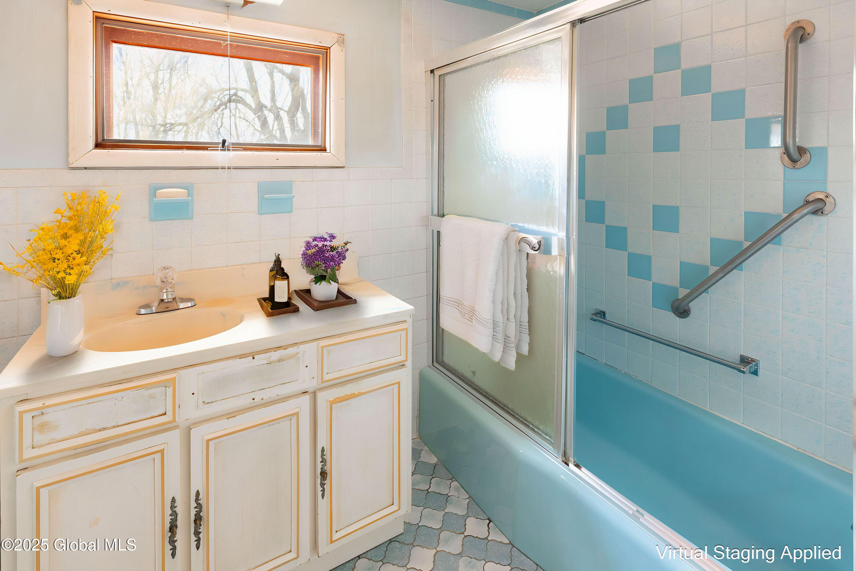 82 Creble Road Bethlehem, NY 12158 - Photo 14 of 28 RDP 25-0409 82 Creble Dr - Virtual Stagi