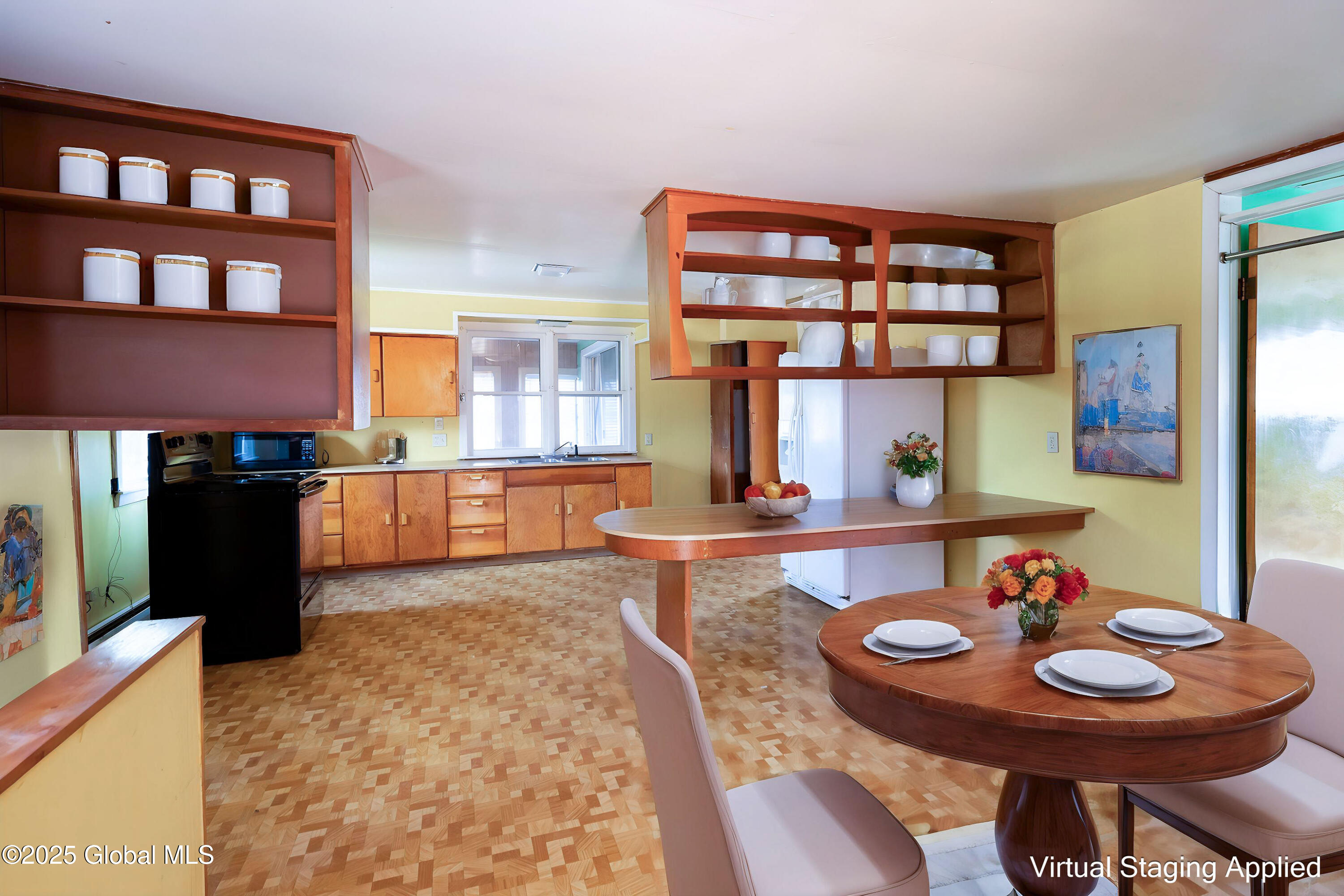 82 Creble Road Bethlehem, NY 12158 - Photo 7 of 28 RDP 25-0409 82 Creble Dr - Virtual Stagi