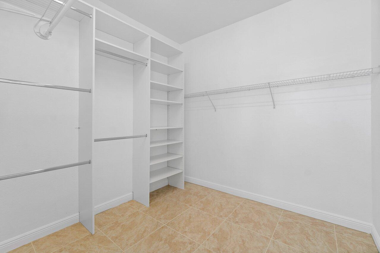 8209 Northwest 8th Way Boca Raton, FL 33487 - Photo 19 of 32 017-8209Northwest8Way-BocaRaton-FL-33487