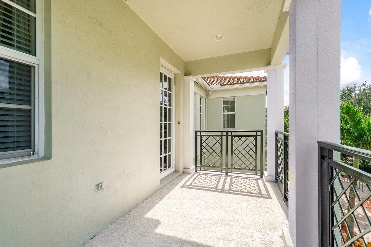 8209 Northwest 8th Way Boca Raton, FL 33487 - Photo 29 of 32 028-8209Northwest8Way-BocaRaton-FL-33487