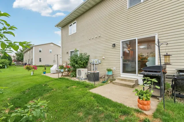 $239,900 | 457 Bowlavard Avenue, Unit 2, Belleville, WI 53508