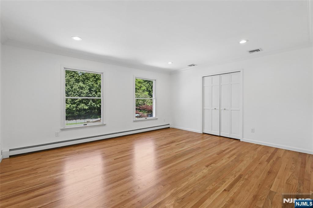 2 West Gate Road Saddle River, NJ 07458 - Photo 27 of 46