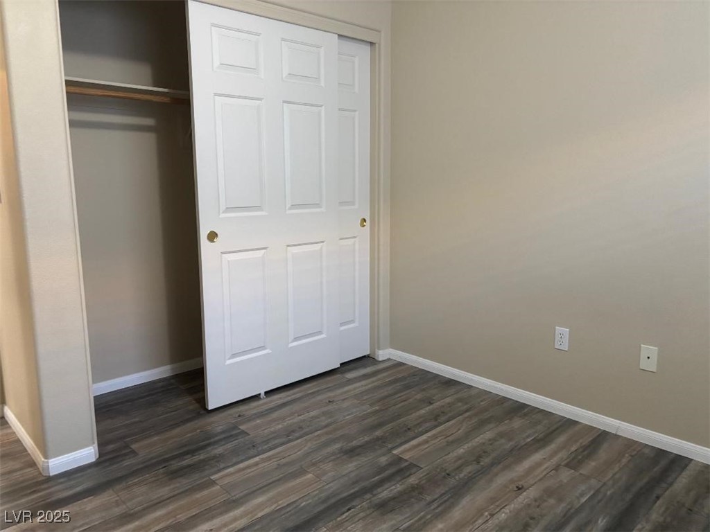 8690 West Diamond Sand Avenue Las Vegas, NV 89178 - Photo 14 of 25 2