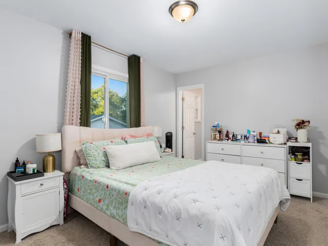 $392,500 | 1591 Hillcrest Avenue, Hanover Park, IL 60133