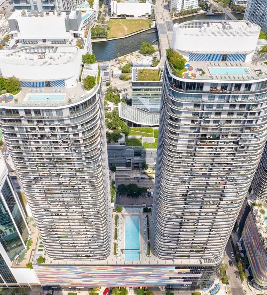55 Southwest 9th Street, Unit 2902 Miami, FL 33130 - Photo 3 of 22 a view of entryway with a outdoor space