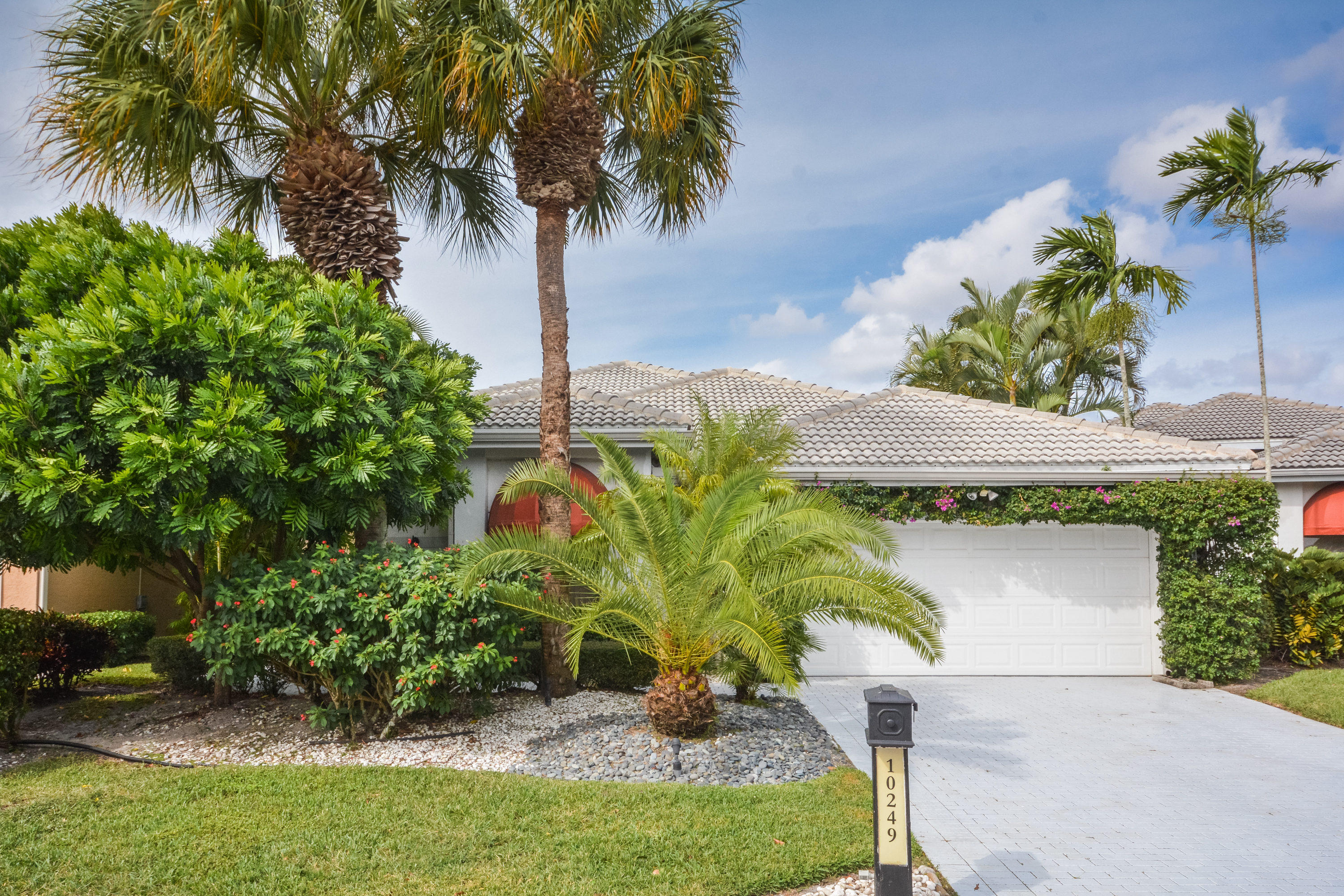 10249 Spyglass Way Boca Raton, FL 33498 - Photo 3 of 27 10249 Spyglass Way Boca Raton-print-002-