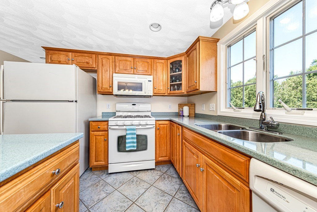 3 Hitching Hill Road Saugus, MA 01906 - Photo 18 of 42 Gallery Image 18