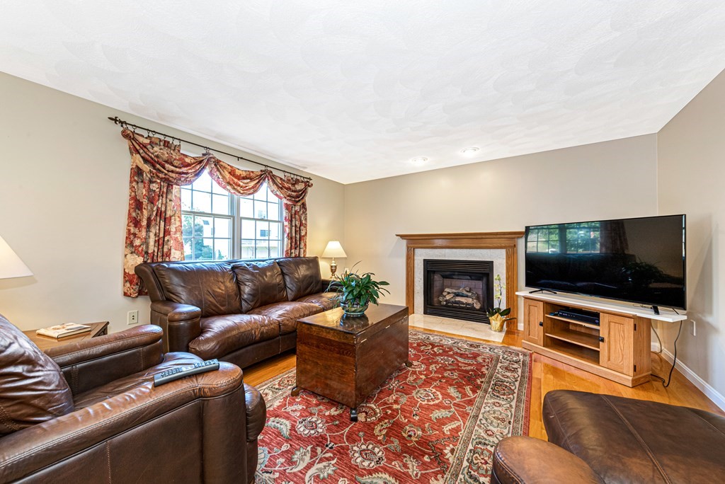 3 Hitching Hill Road Saugus, MA 01906 - Photo 9 of 42 Gallery Image 9