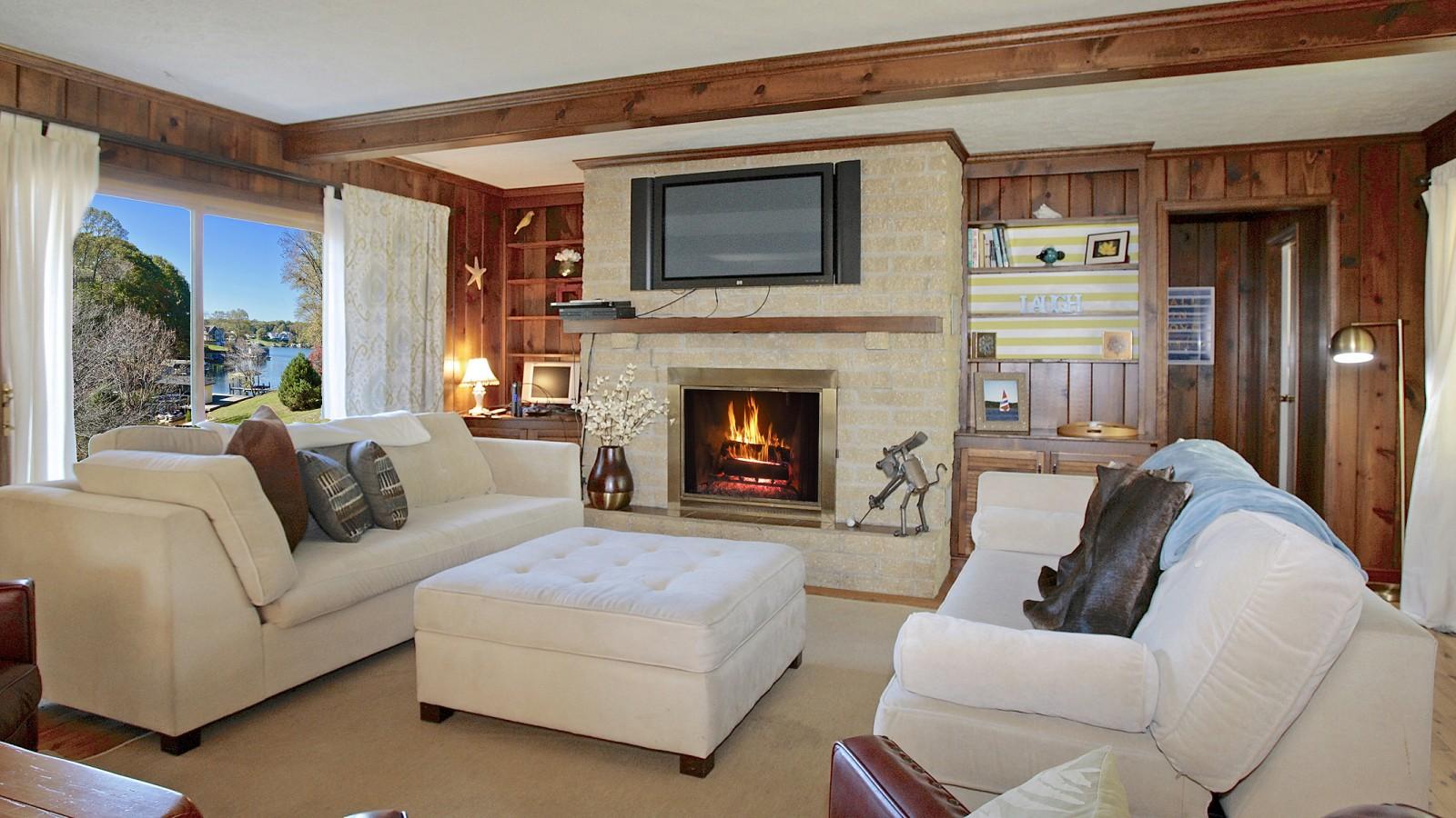 104 Mockingbird Hill Road Moneta, VA 24121 - Photo 13 of 52 Main level fireplace