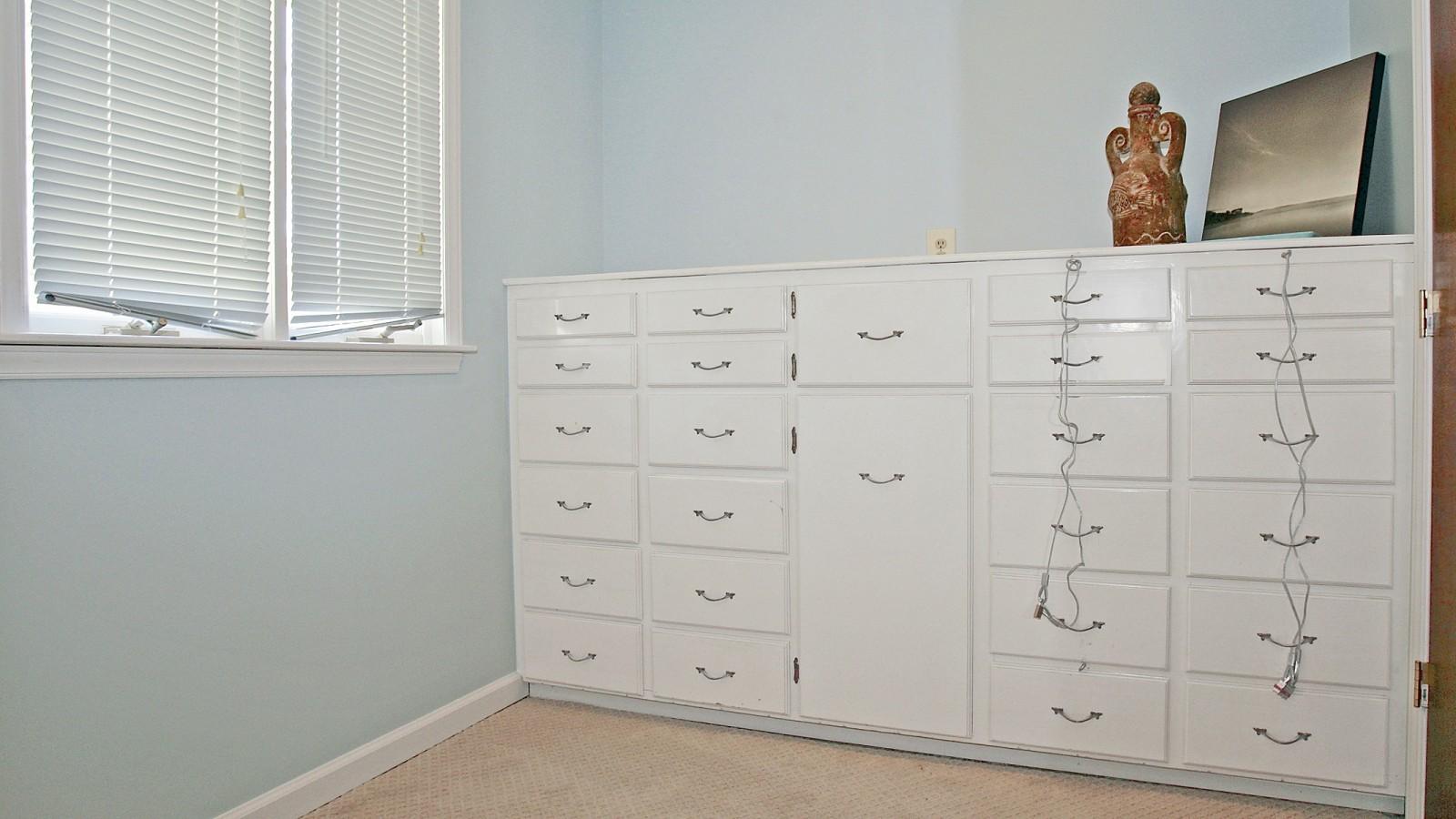 104 Mockingbird Hill Road Moneta, VA 24121 - Photo 24 of 52 Master BR Main level Closet_V4B740714