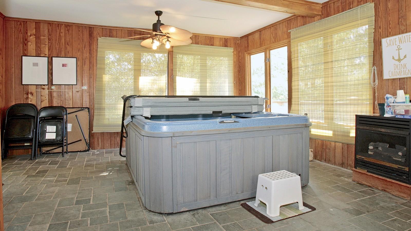 104 Mockingbird Hill Road Moneta, VA 24121 - Photo 27 of 52 Florida Room