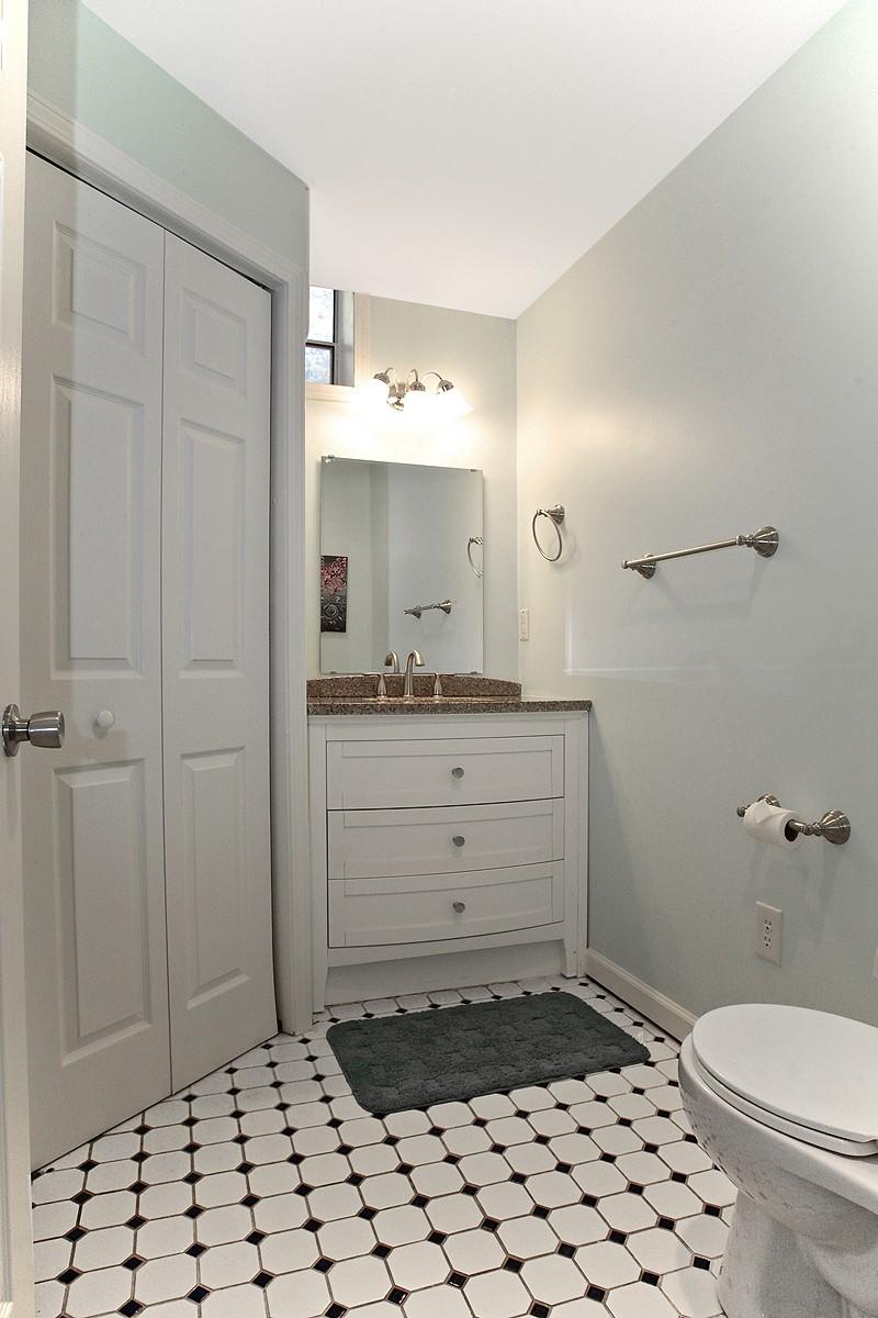 104 Mockingbird Hill Road Moneta, VA 24121 - Photo 41 of 52 LL Bathroom