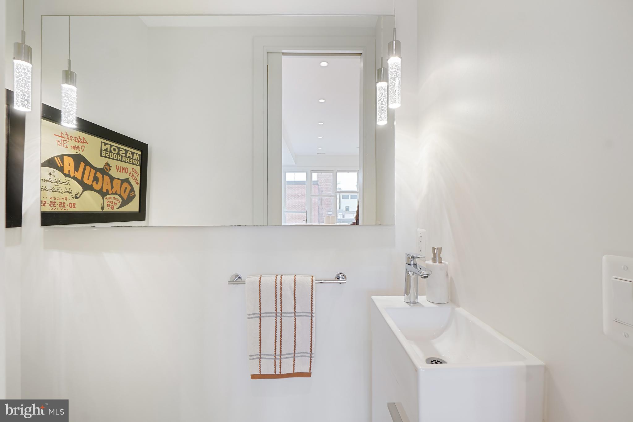 270 15th Street Southeast, Unit 202 Washington, DC 20003 - Photo 13 of 27