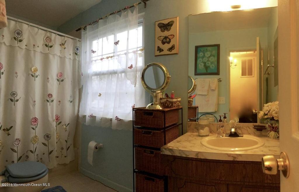 108 Weldon Road Manchester Township, NJ 08759 - Photo 14 of 16 guest bath