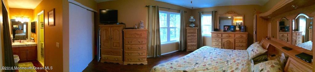 108 Weldon Road Manchester Township, NJ 08759 - Photo 8 of 16 master BR-BA