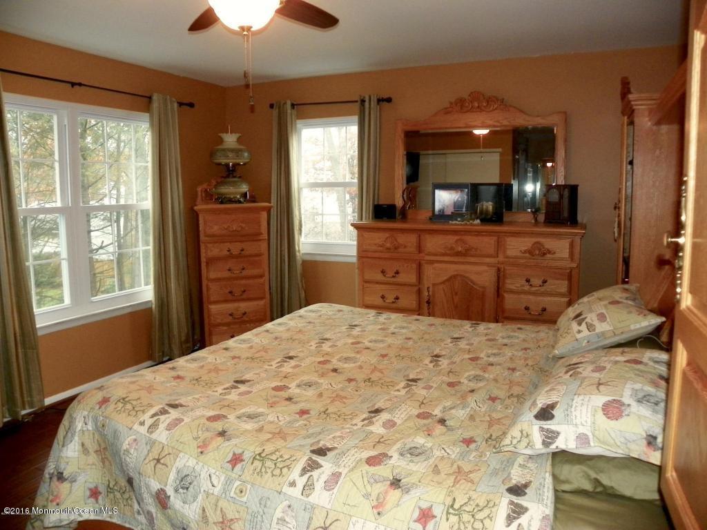 108 Weldon Road Manchester Township, NJ 08759 - Photo 9 of 16 master BR