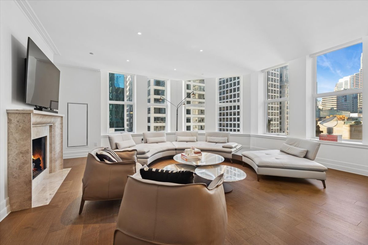 435 North Michigan Avenue, Unit 503 Chicago, IL 60611 - Photo 6 of 48