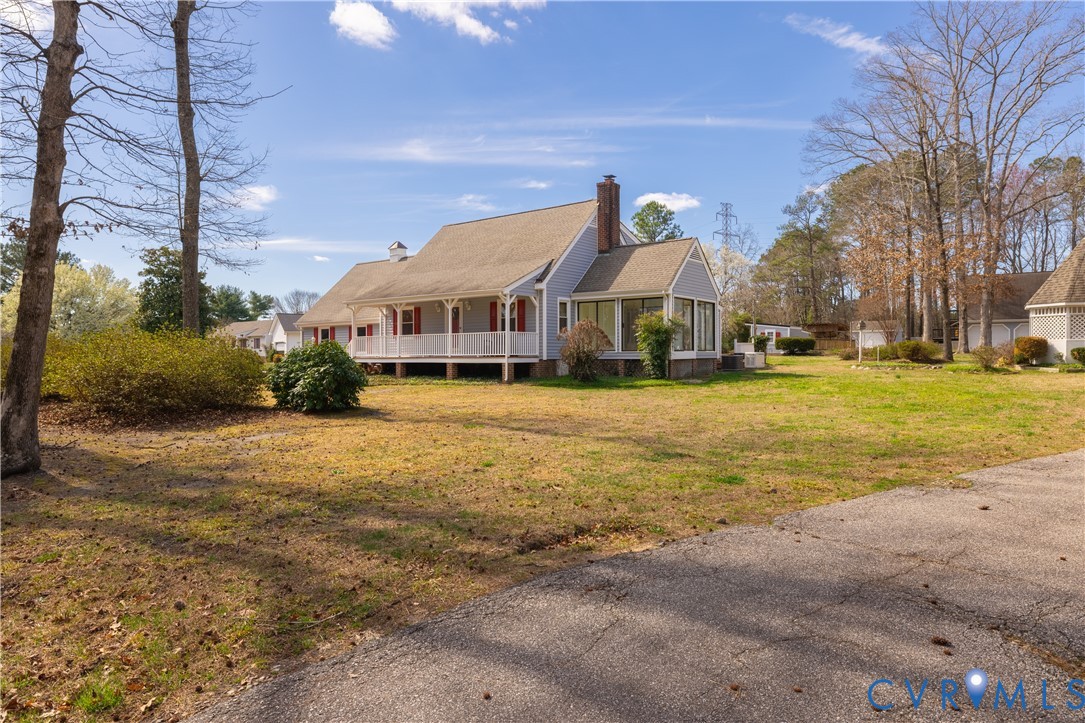 17330 Branders Bridge Road Colonial Heights, VA 23834 - Photo 4 of 55