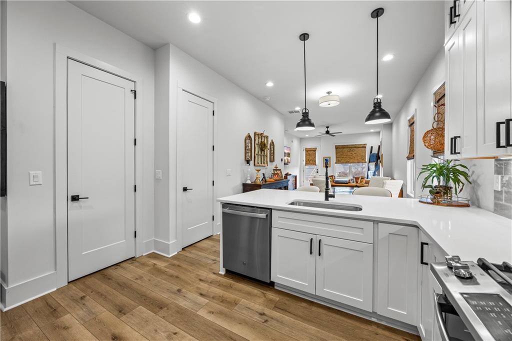 430 Forrest Avenue Gainesville, GA 30501 - Photo 10 of 51