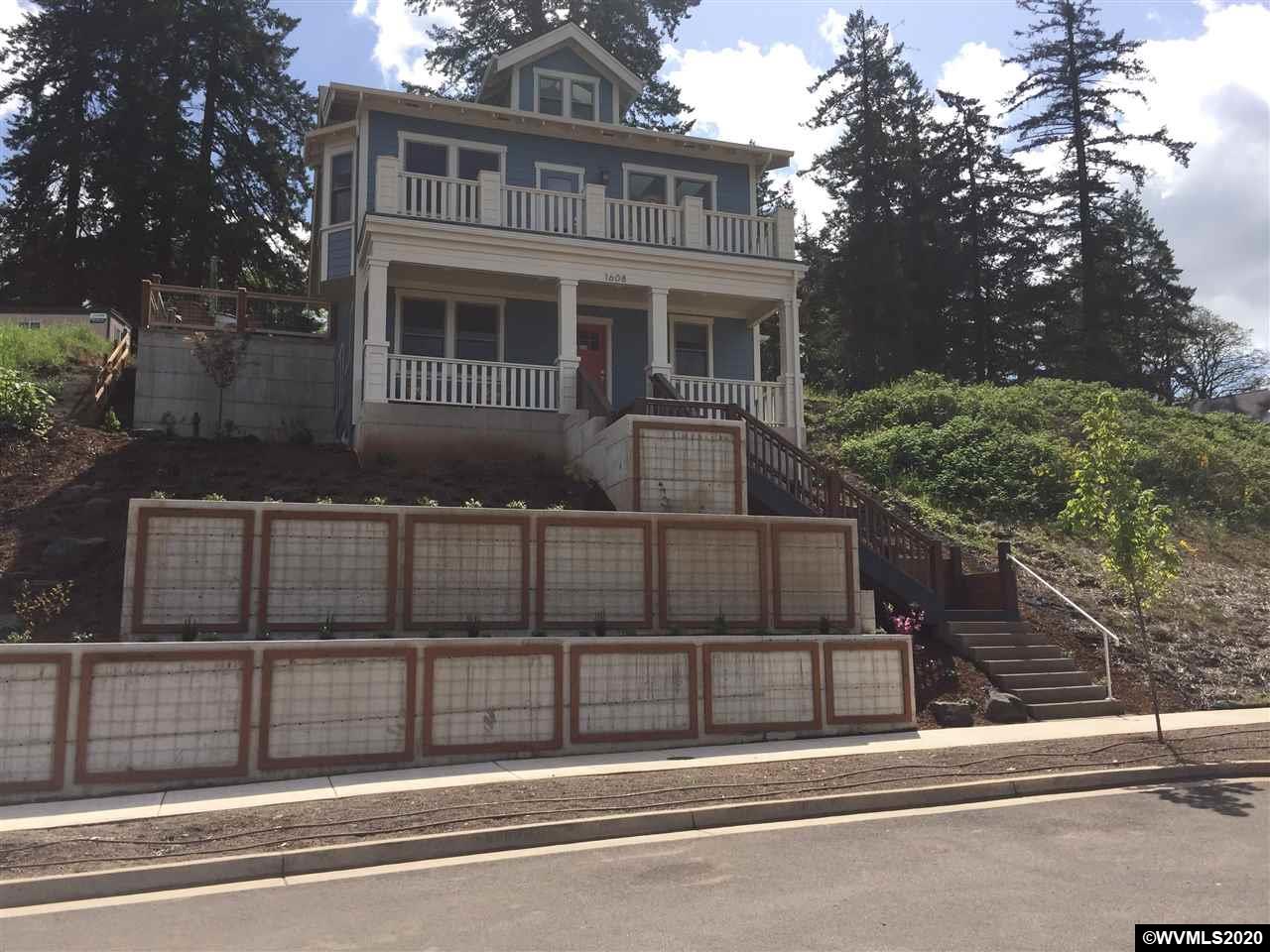 1608 Strong Road Southeast Salem, OR 97302 - Photo 2 of 3 Gallery Image 2