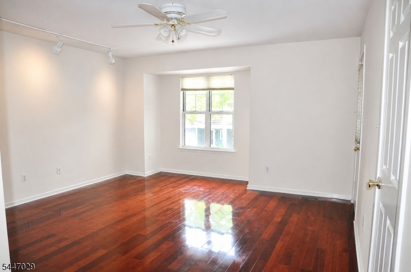 298 Greenfield Road Bridgewater, NJ 08807 - Photo 7 of 18