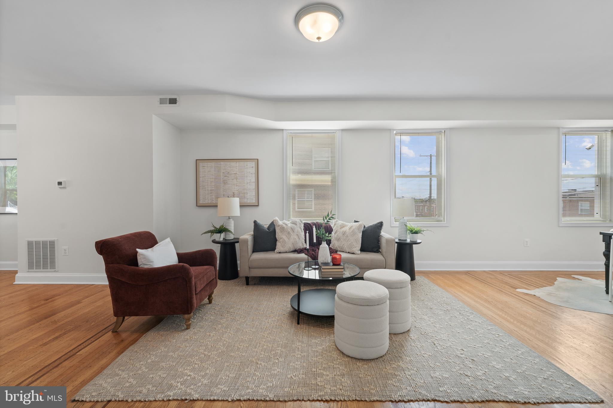 4269 Sheldon Avenue Baltimore, MD 21206 - Photo 5 of 28