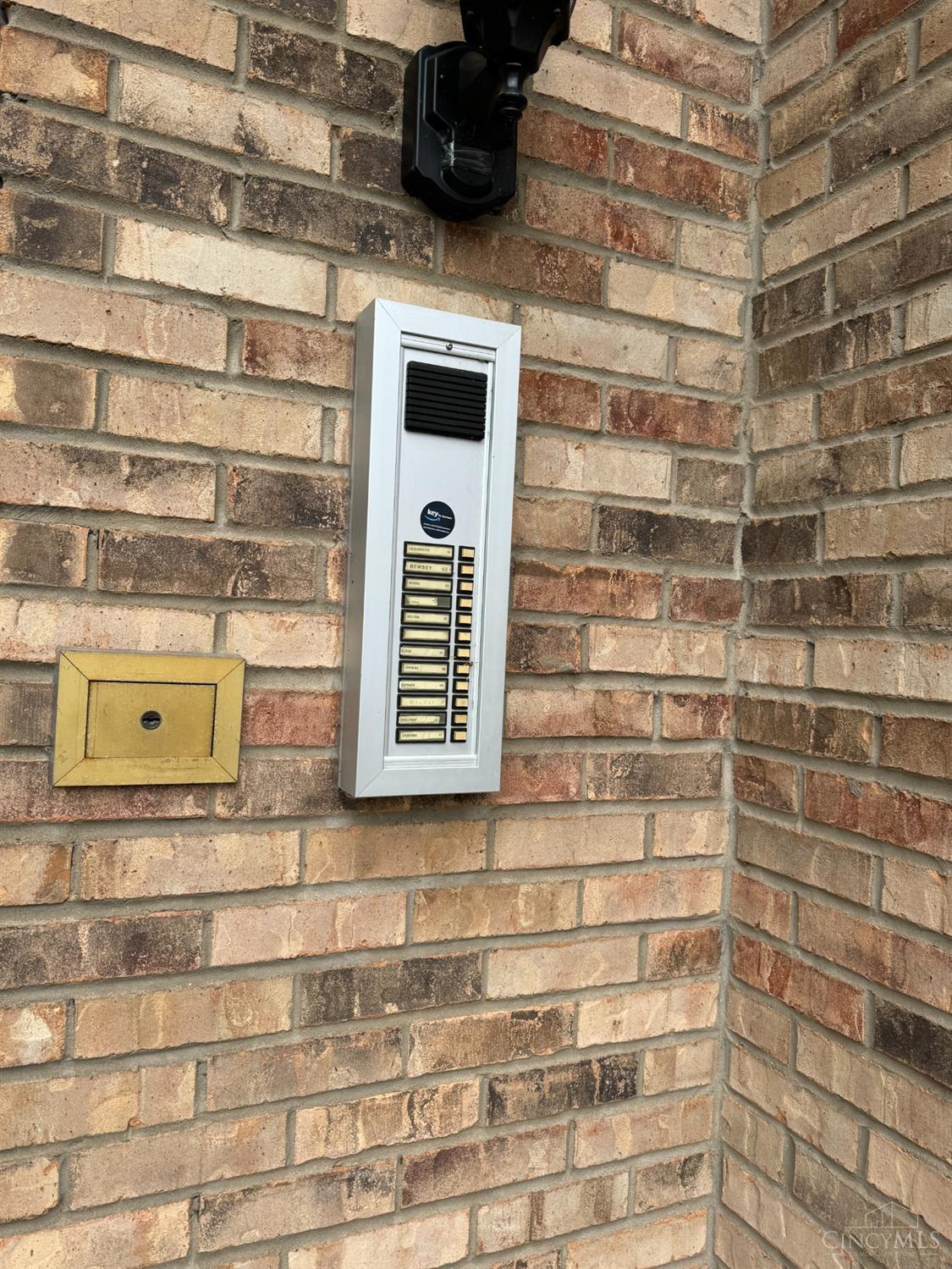 549 Davis Road Cincinnati, OH 45255 - Photo 5 of 20 Security panel.