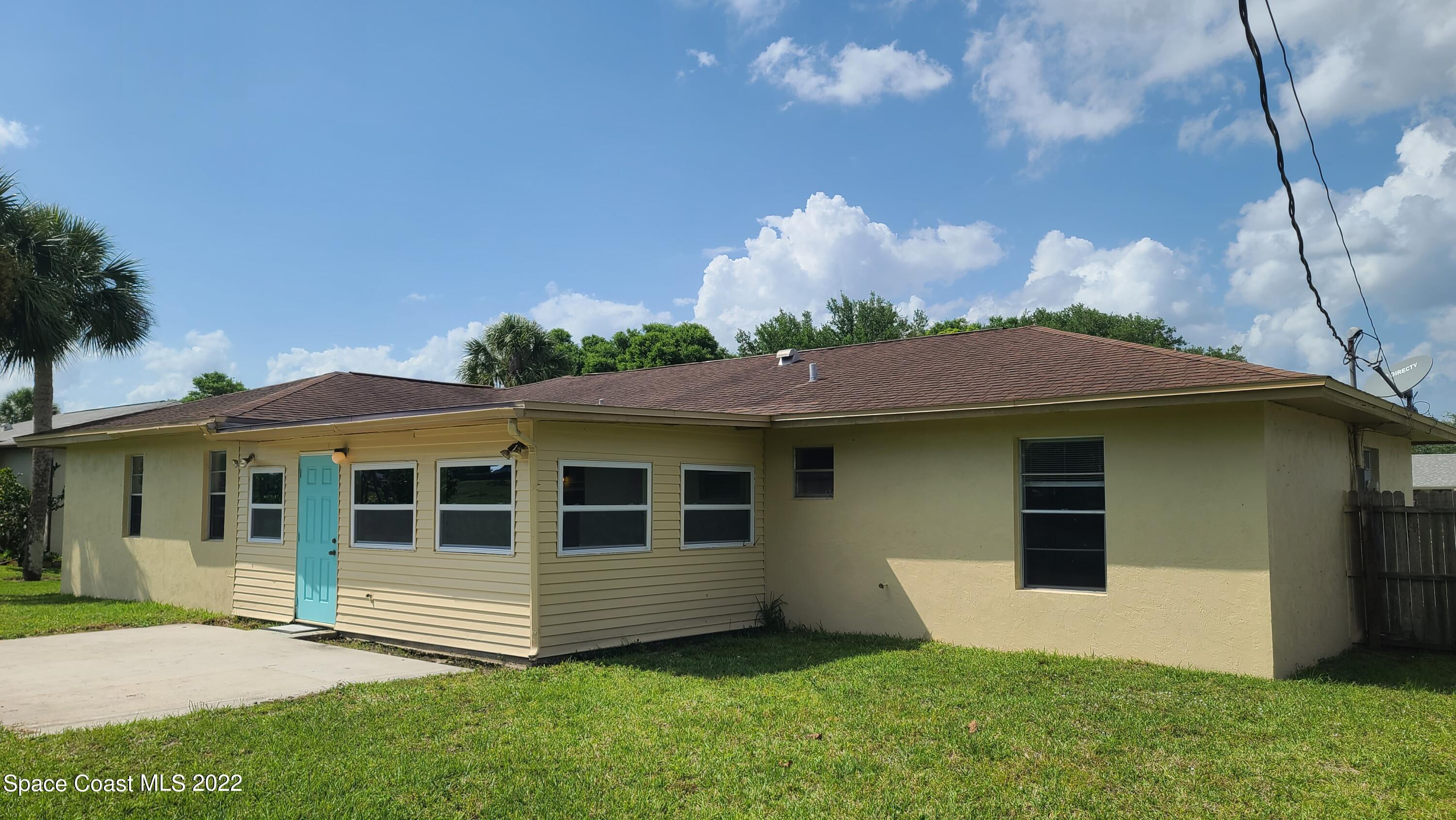 2012 Beekman Street Northeast Palm Bay, FL 32905 - Photo 14 of 16 20220405_154139