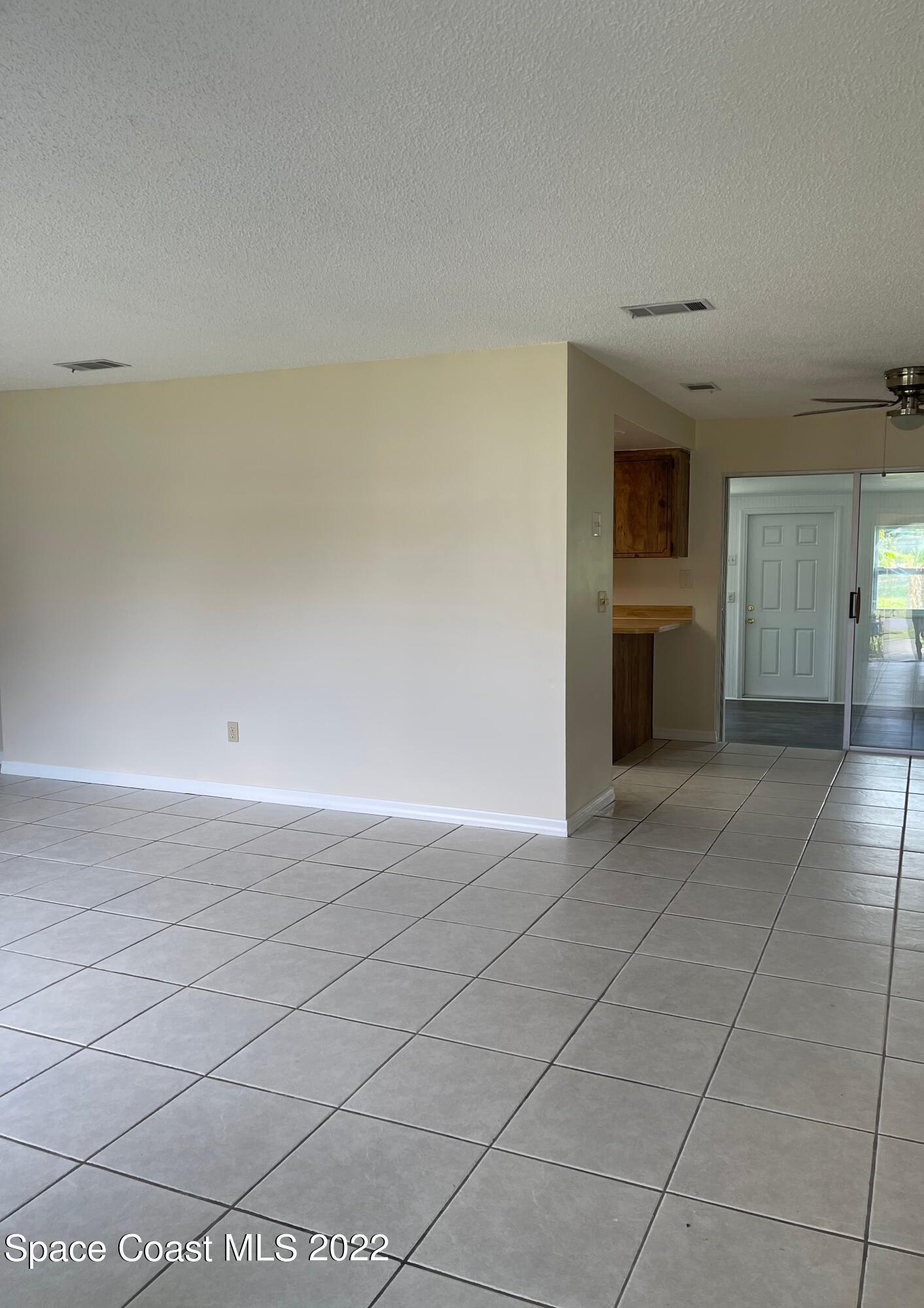 2012 Beekman Street Northeast Palm Bay, FL 32905 - Photo 4 of 16 IMG_7316