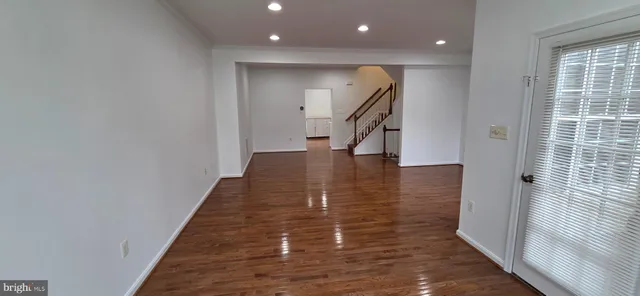 $2,950 | 20544 Blue Heron Terrace, Sterling, VA 20165