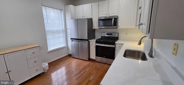 $2,950 | 20544 Blue Heron Terrace, Sterling, VA 20165