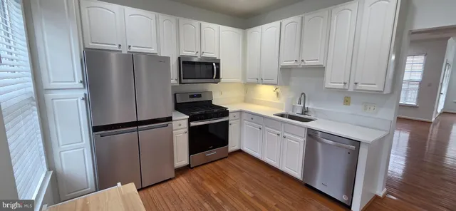 $2,950 | 20544 Blue Heron Terrace, Sterling, VA 20165