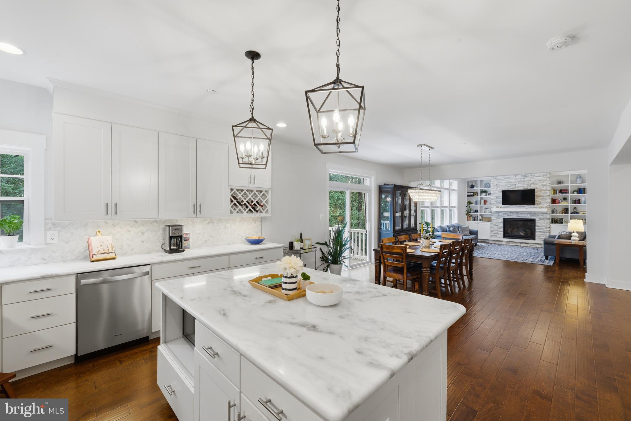 1215 B Providence Road Towson, MD 21286 - Photo 11 of 74 Marble Countertops, SS appliances & gas cooking