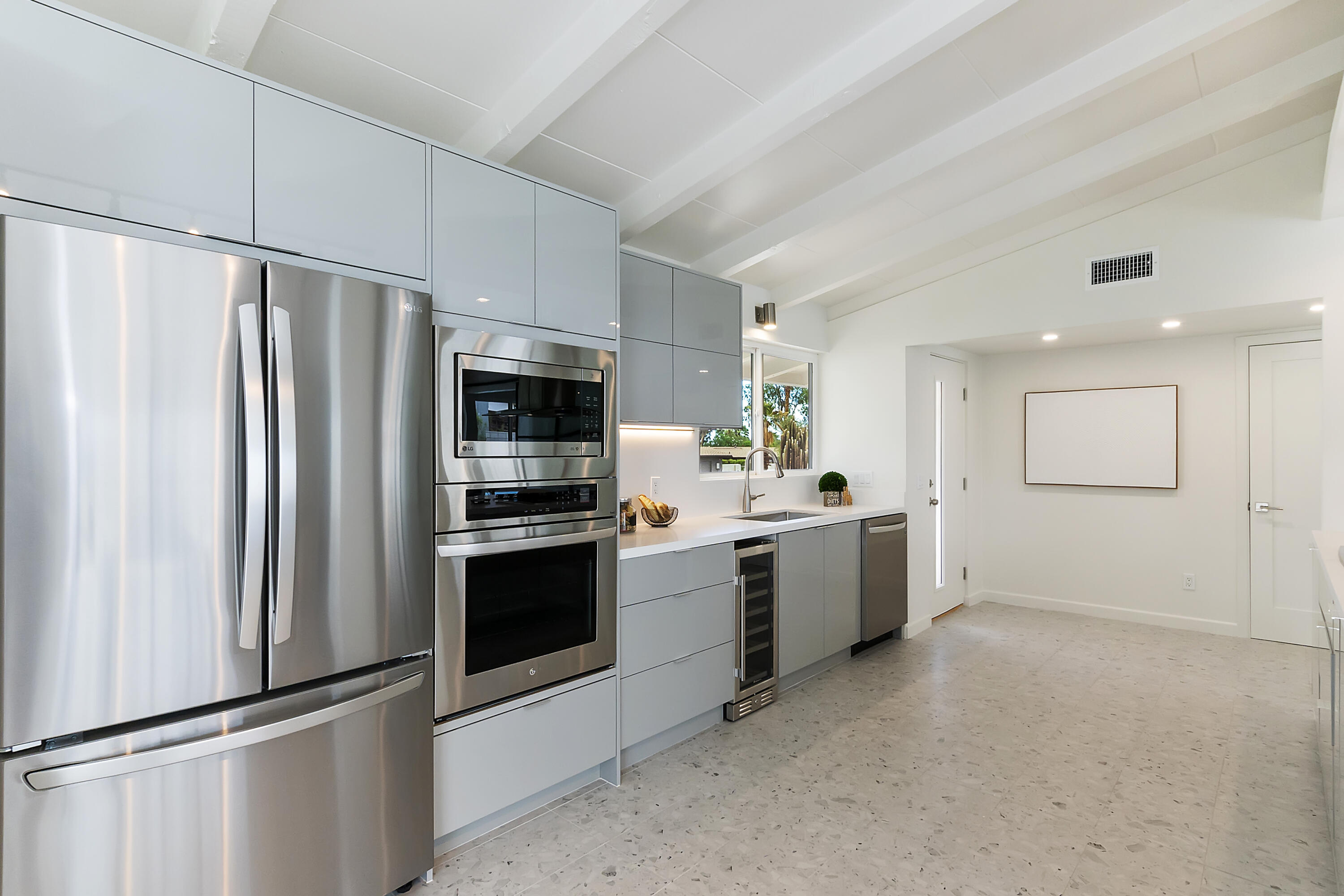 71785 San Gorgonio Road Rancho Mirage, CA 92270 - Photo 11 of 56 012_Kitchen
