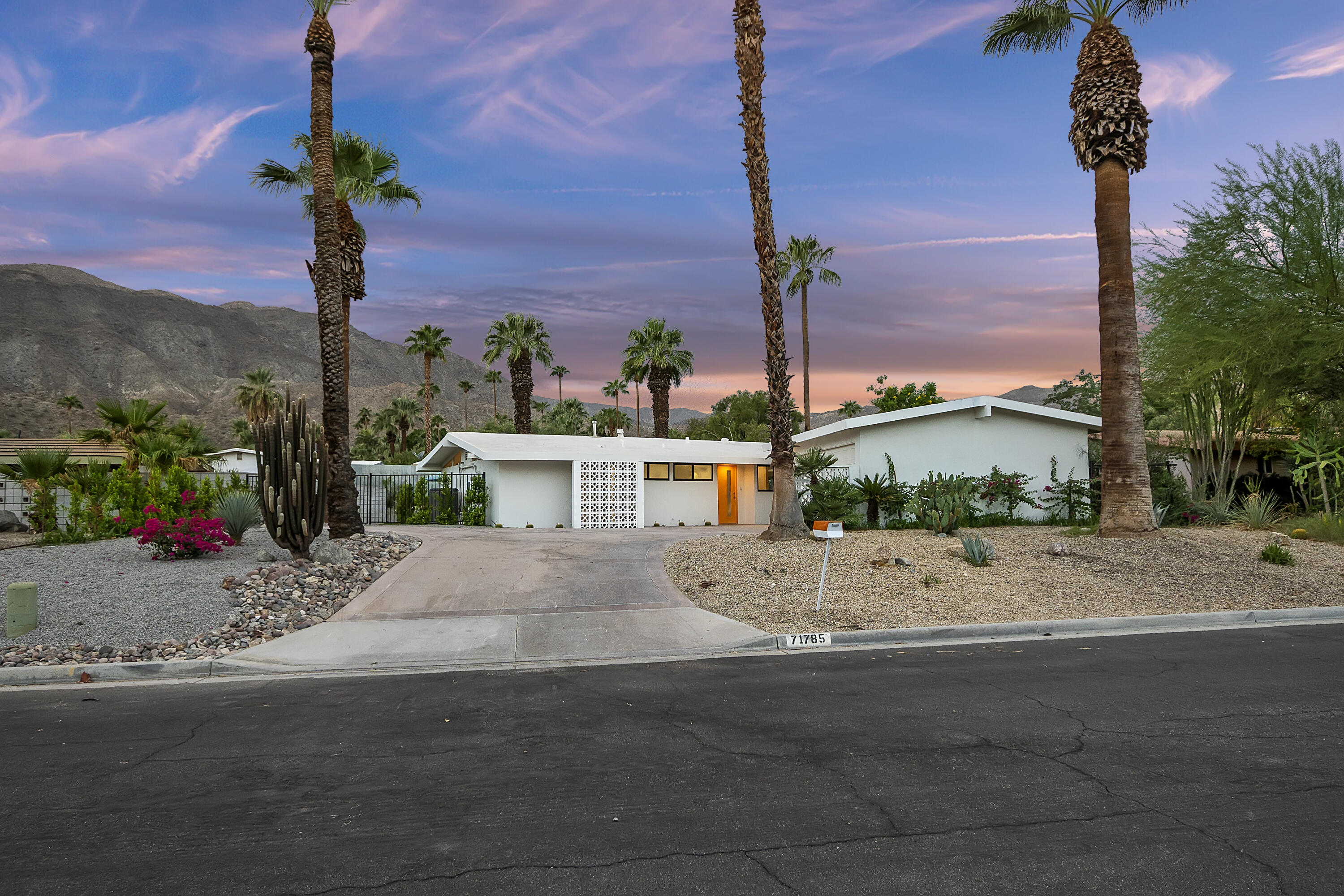 71785 San Gorgonio Road Rancho Mirage, CA 92270 - Photo 53 of 56 059_Twilight