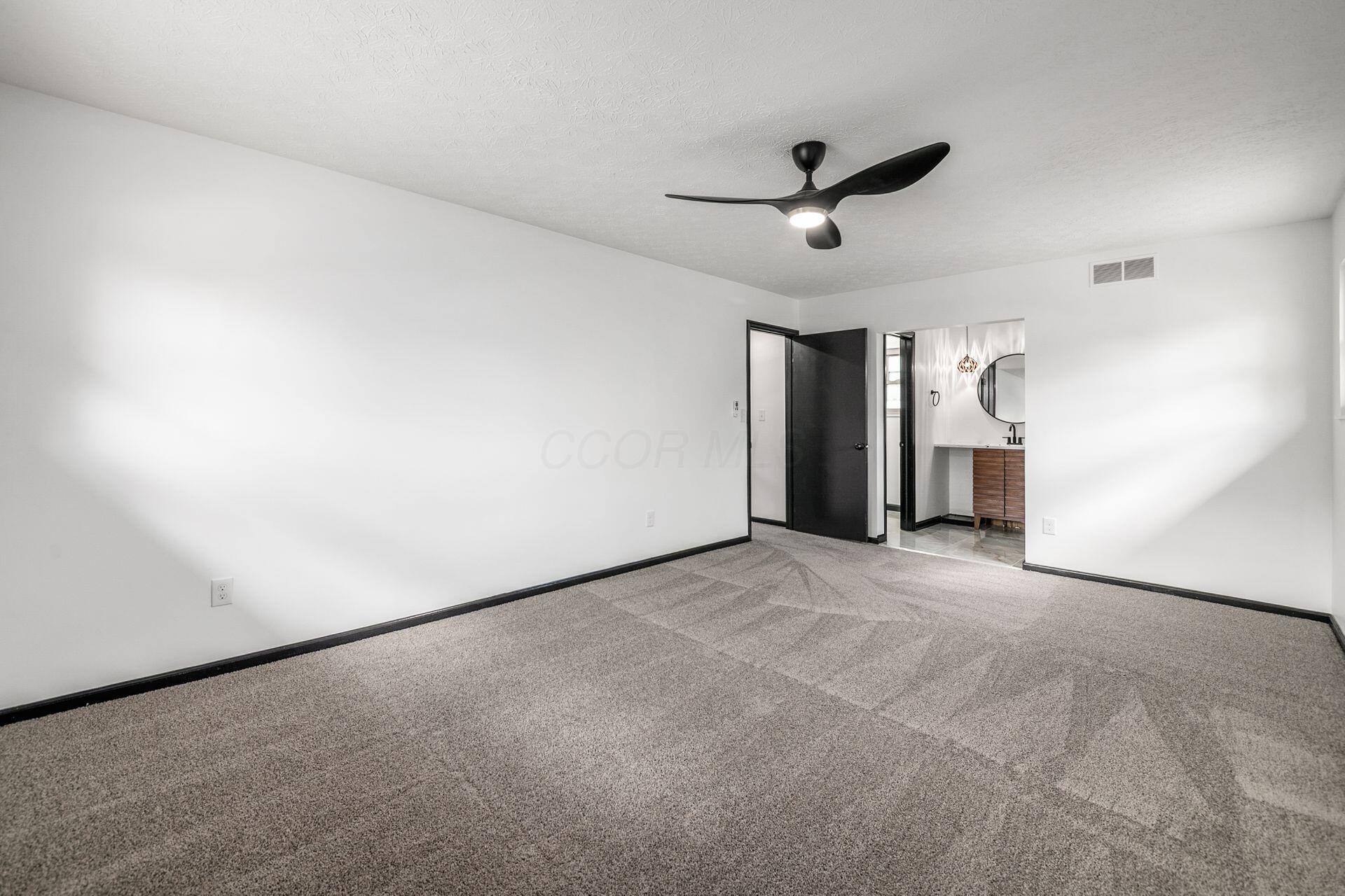 5480 Cedarbush Road Columbus, OH 43229 - Photo 31 of 57 027_00_L 5480 Cedarbush Dr090