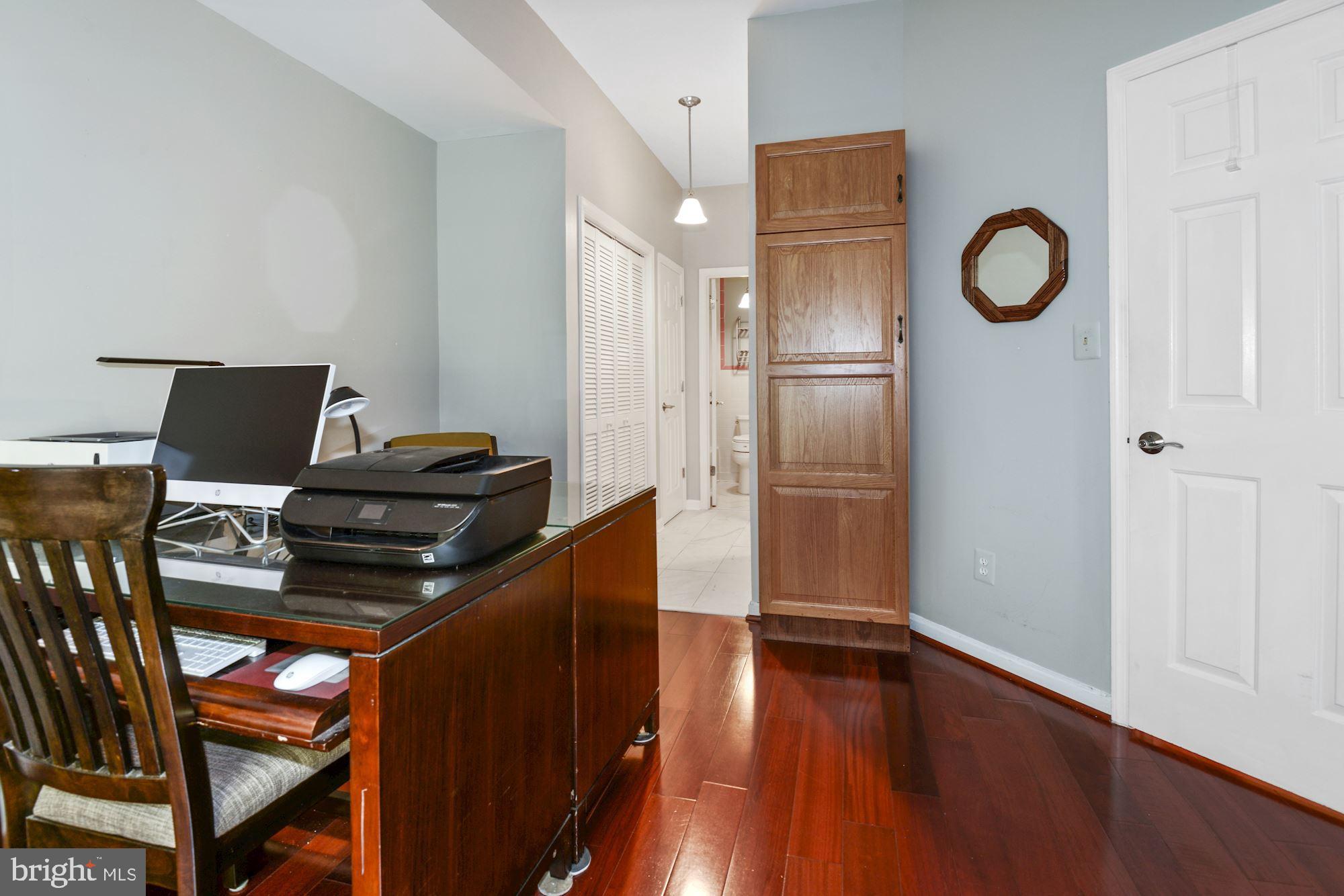 11244 Harbor Court Reston, VA 20191 - Photo 12 of 26 Gallery Image 12