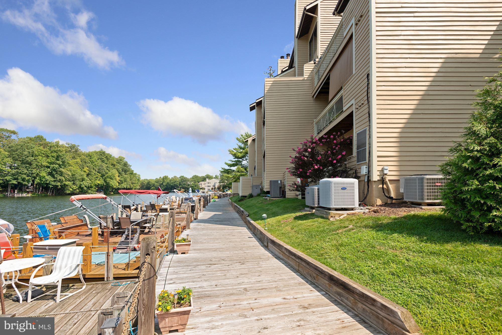 11244 Harbor Court Reston, VA 20191 - Photo 24 of 26 Gallery Image 24