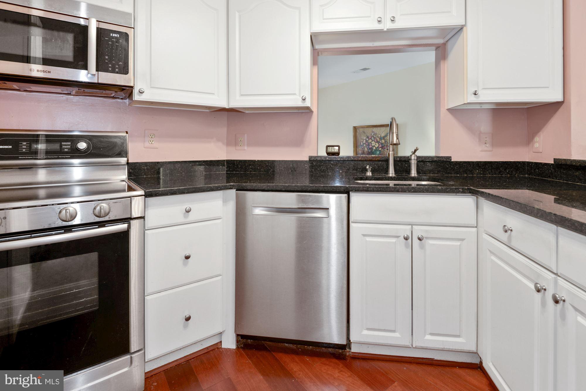 11244 Harbor Court Reston, VA 20191 - Photo 8 of 26 Gallery Image 8