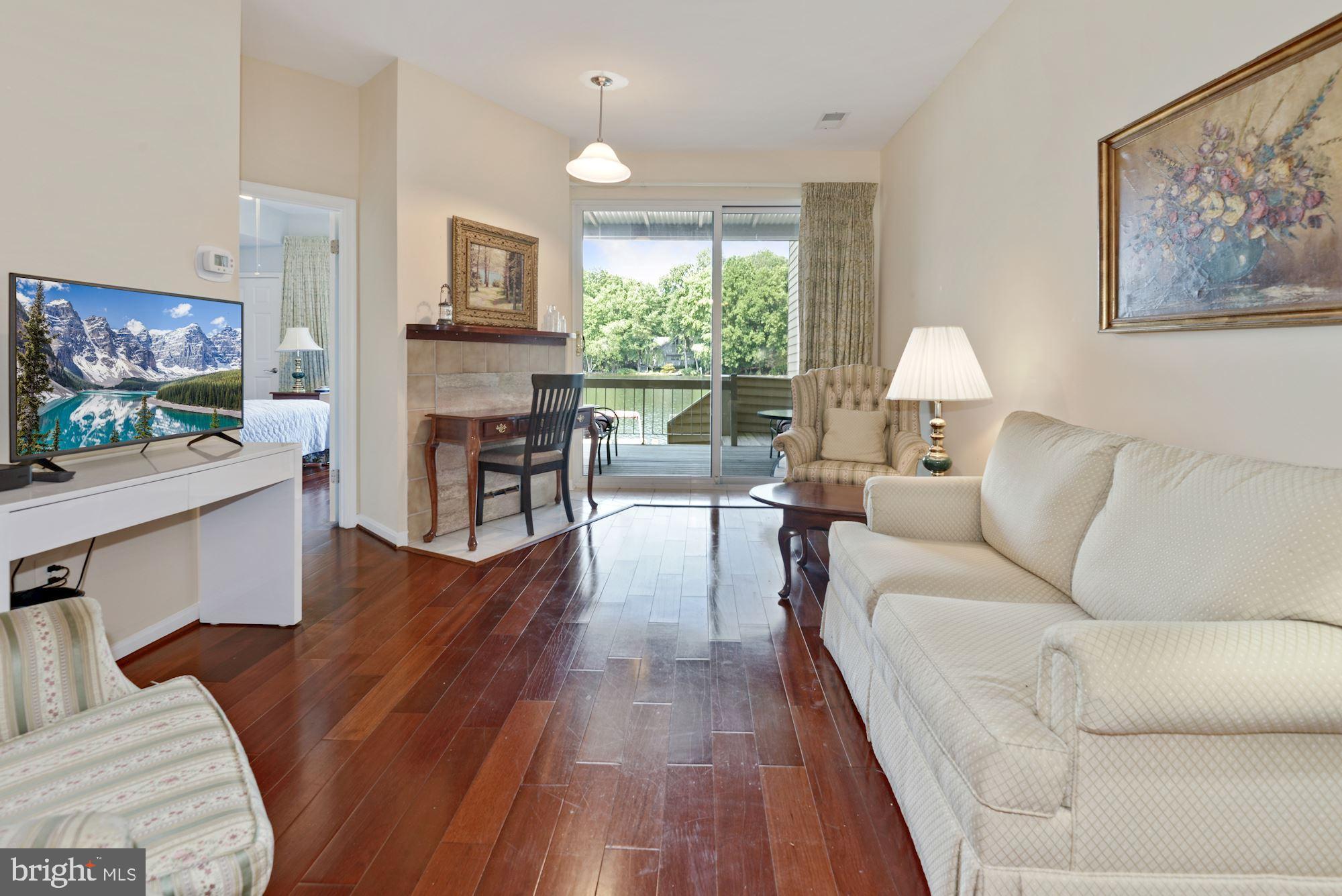 11244 Harbor Court Reston, VA 20191 - Photo 10 of 26 Gallery Image 10