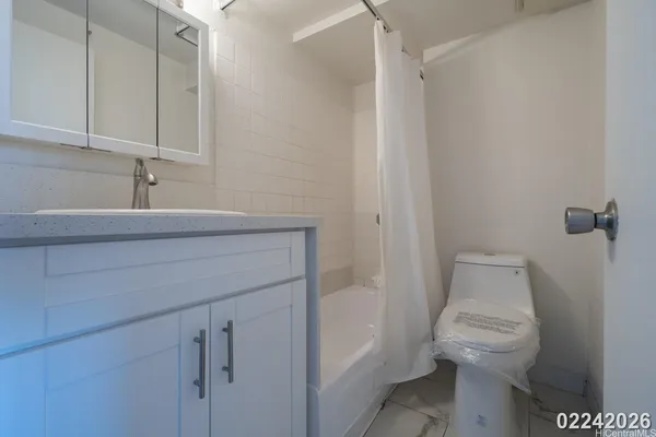 $1,700 | 444 Niu Street, Unit 2412, Honolulu, HI 96815