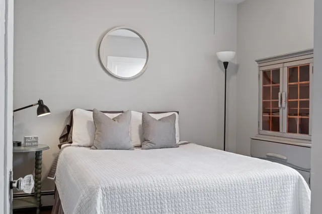 $2,100 | 526 Hevey Street, Unit 4, Manchester, NH 03102