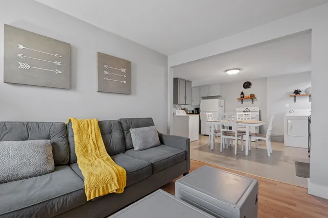 $2,100 | 526 Hevey Street, Unit 4, Manchester, NH 03102