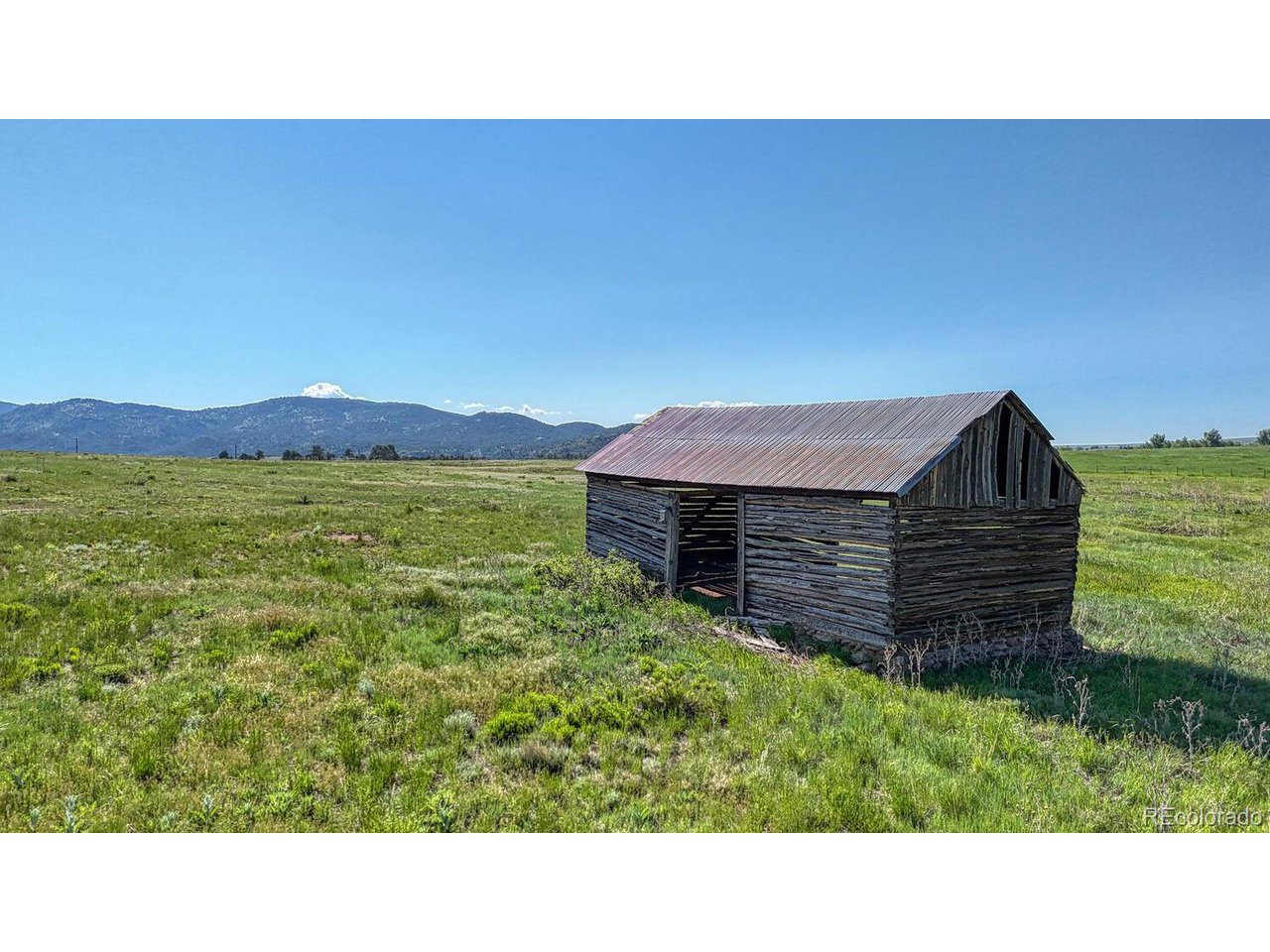500 Two Creeks Cotopaxi, CO 81223 - Photo 32 of 50 a kitchen view with a outdoor space