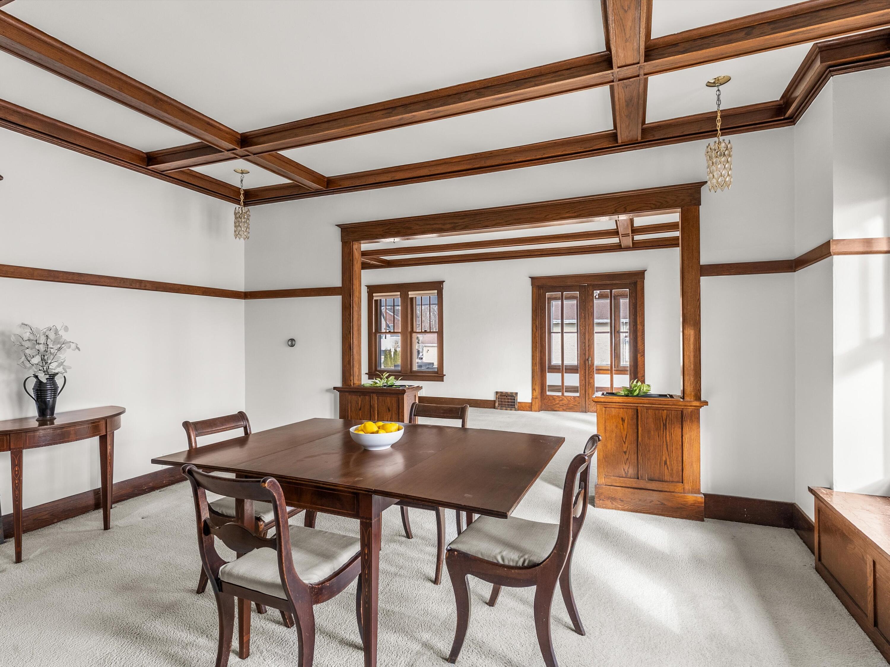 904 North 9th Street Manitowoc, WI 54220 - Photo 12 of 40 Tray Ceiling