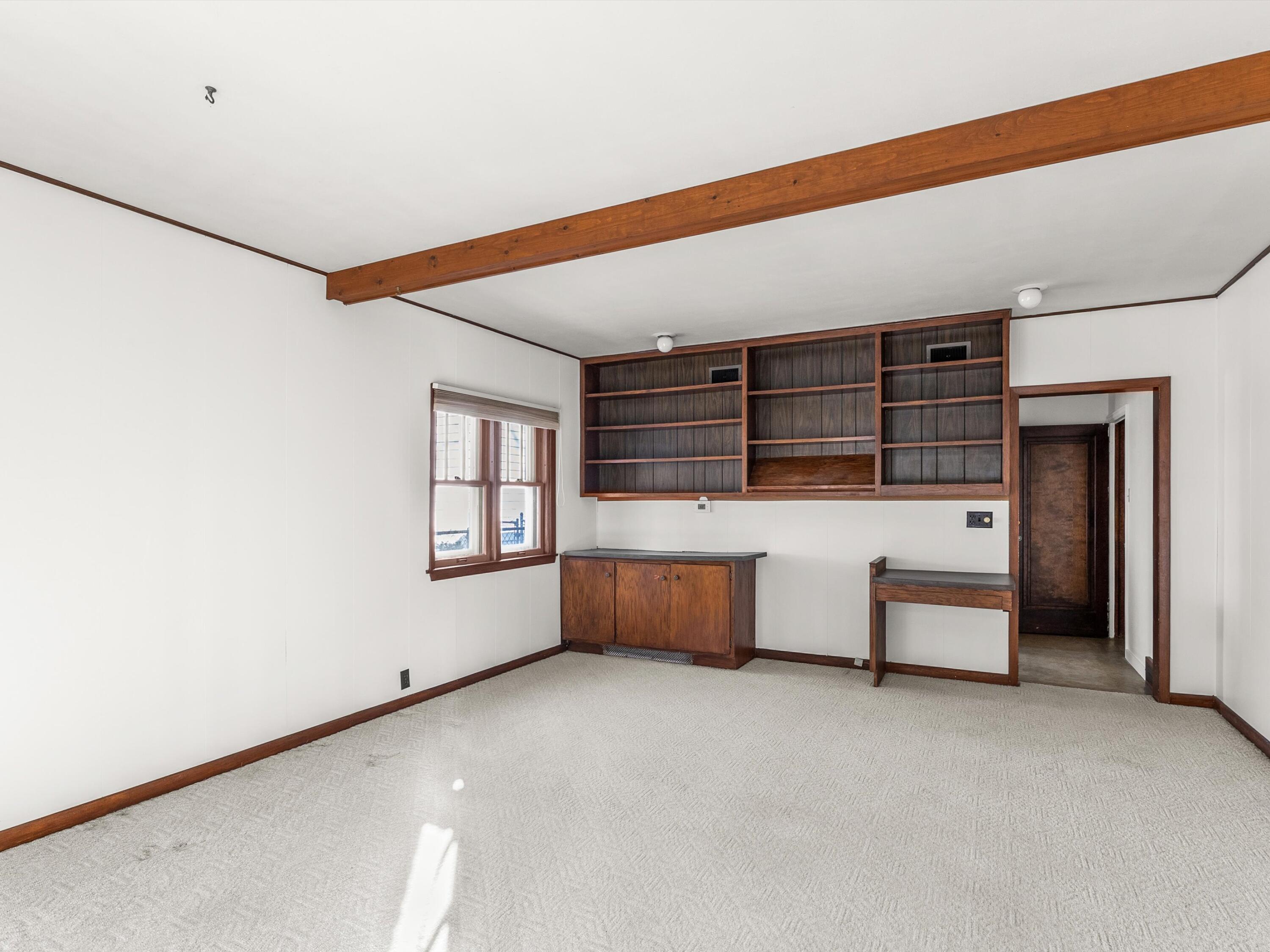 904 North 9th Street Manitowoc, WI 54220 - Photo 20 of 40 Family Room