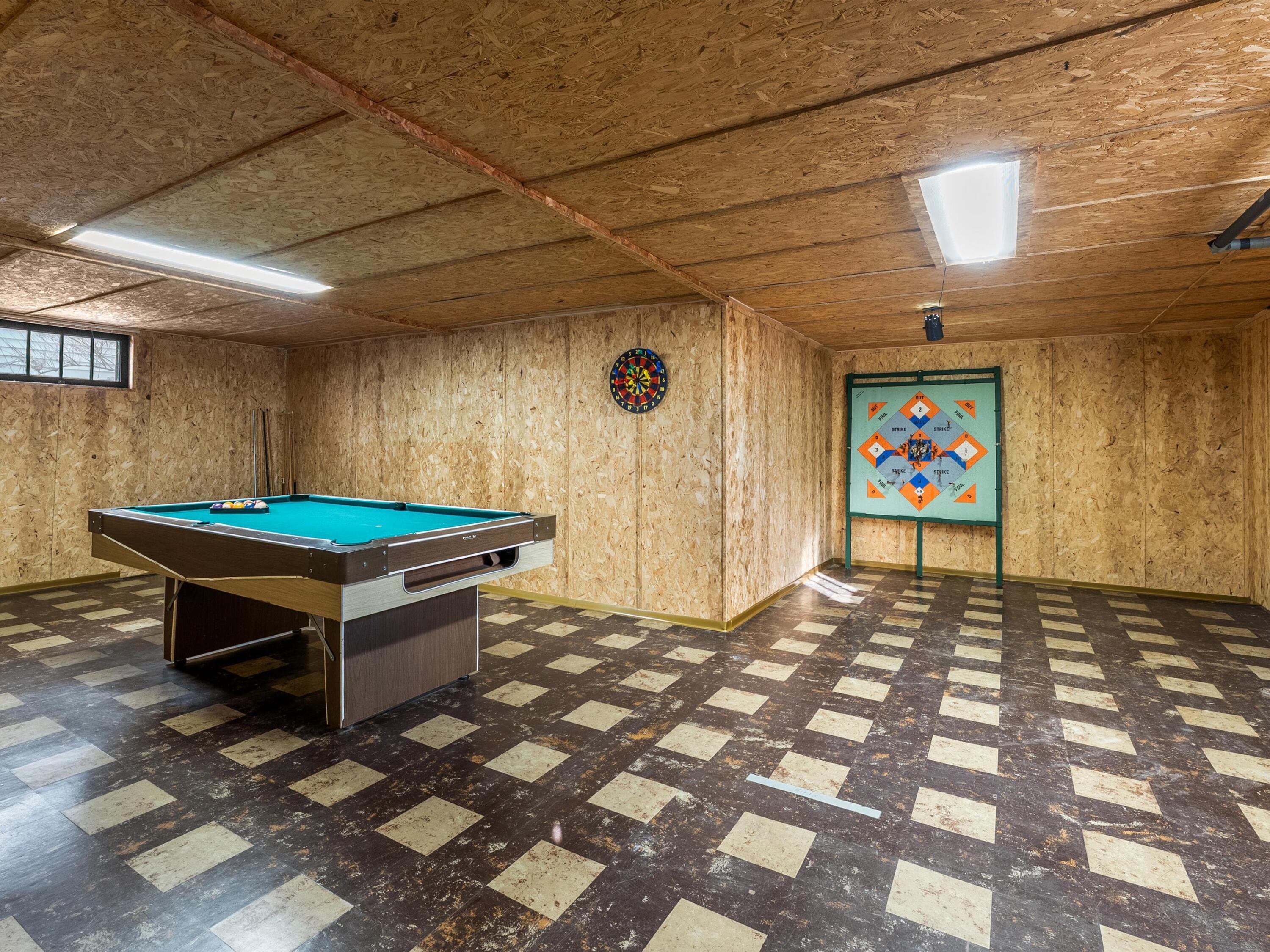 904 North 9th Street Manitowoc, WI 54220 - Photo 31 of 40 Rec Room