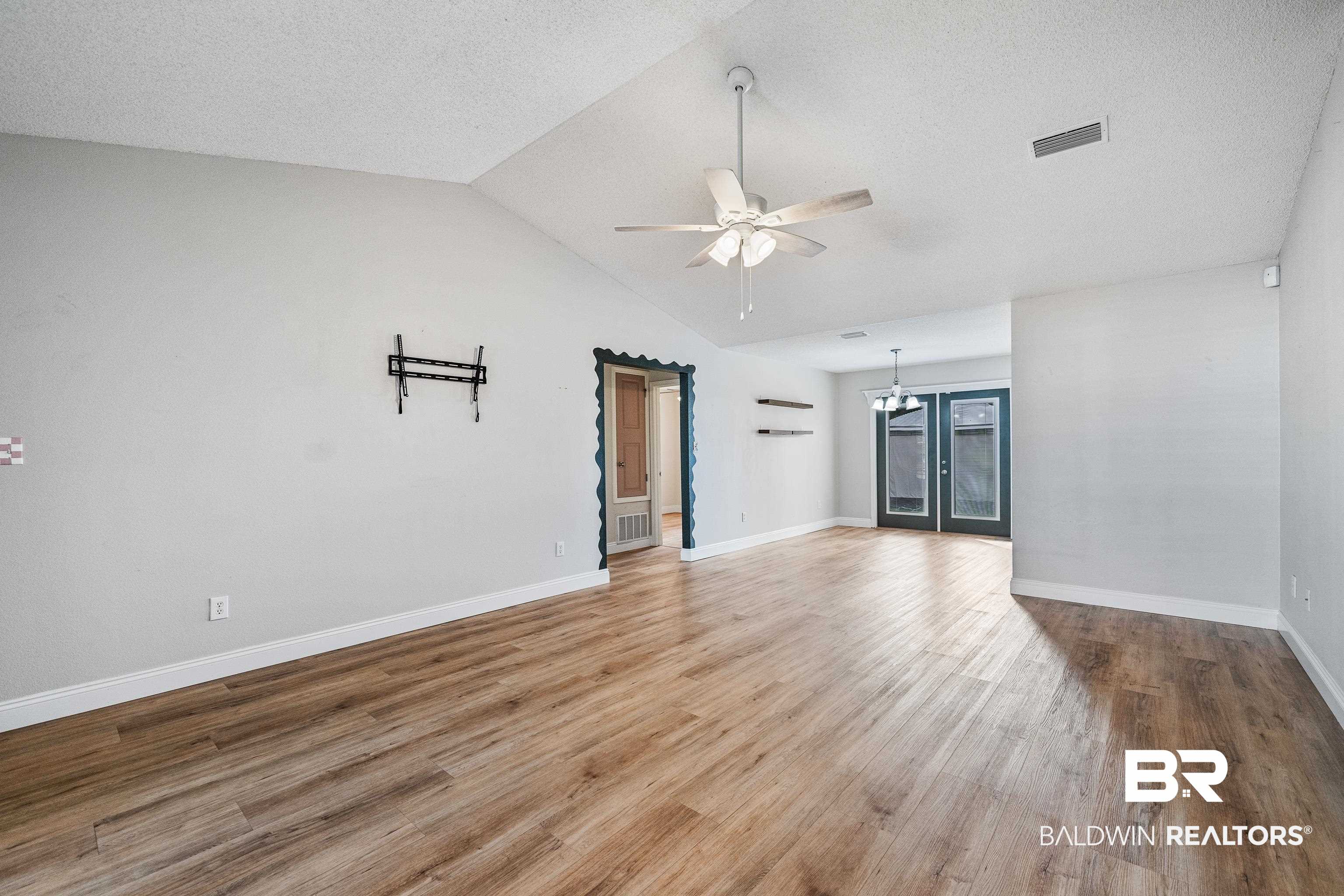 304 Cluster Street Foley, AL 36535 - Photo 4 of 23 Gallery Image 4