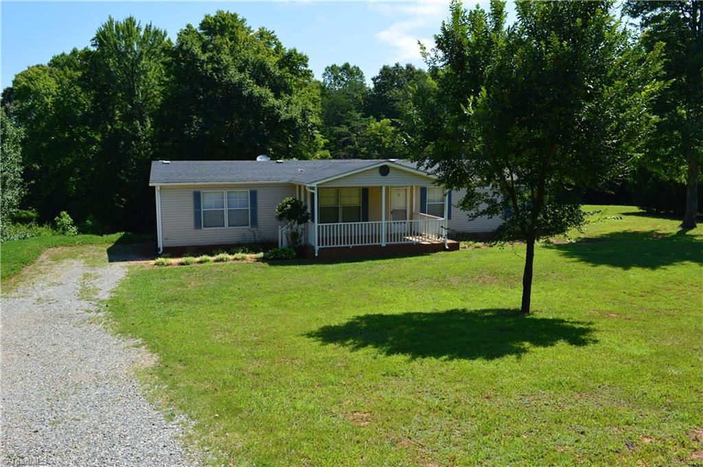 5107 Highway 704 Sandy Ridge, NC 27046 - Photo 2 of 28