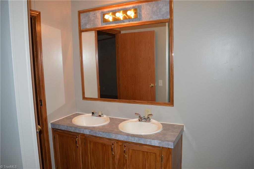 5107 Highway 704 Sandy Ridge, NC 27046 - Photo 14 of 28